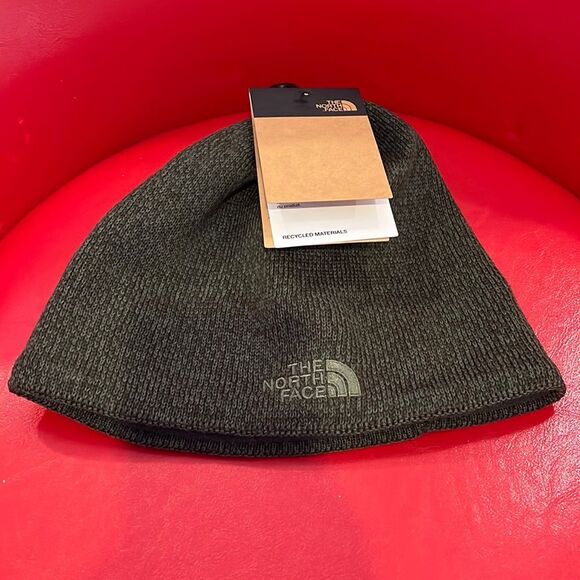 NWT The North Face beanie - Picture 1 of 4